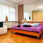 Moonlight Deluxe Apartament Praga